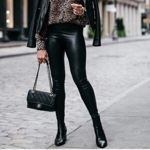 NEW Commando black faux leather leggings size Medium